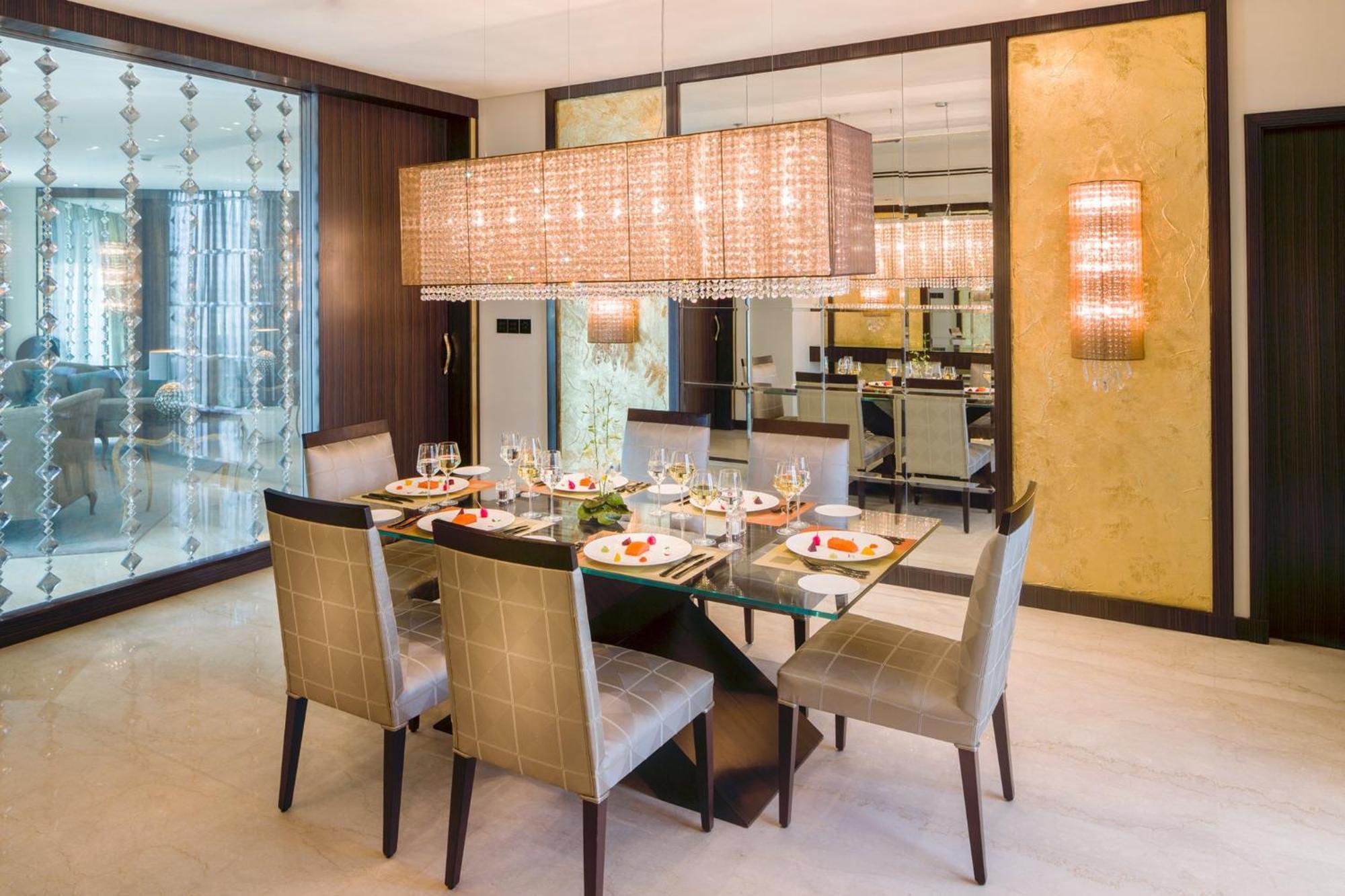 Al Faisaliah Hotel, Riyadh Bagian luar foto A dining room