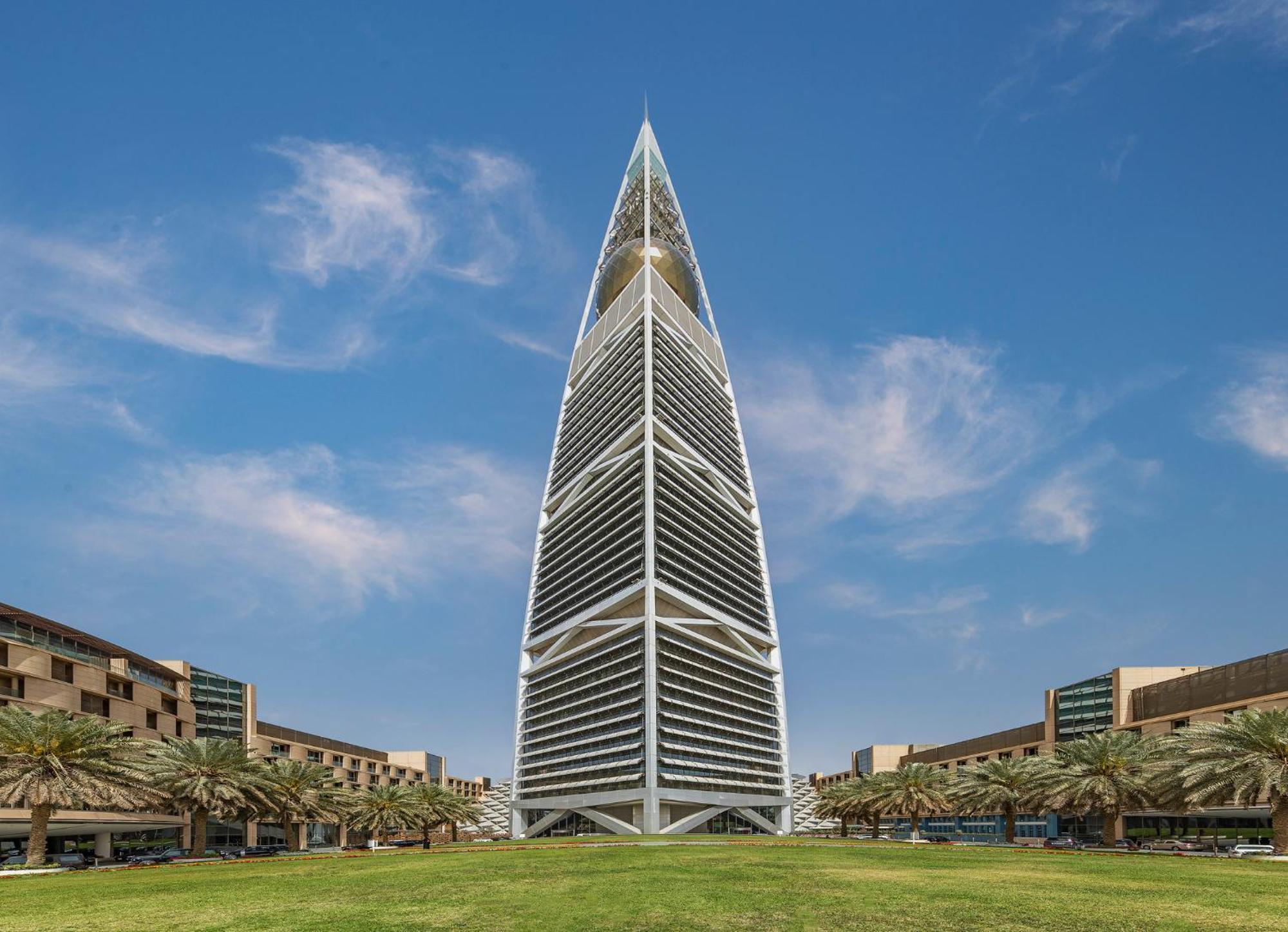 Al Faisaliah Hotel, Riyadh Bagian luar foto